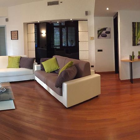 Giulia Luxury Apartment Milan Bagian luar foto
