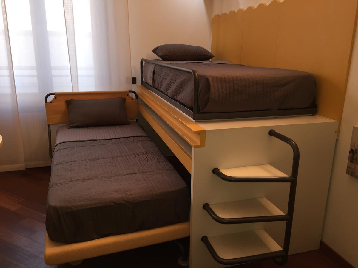 Giulia Luxury Apartment Milan Bagian luar foto
